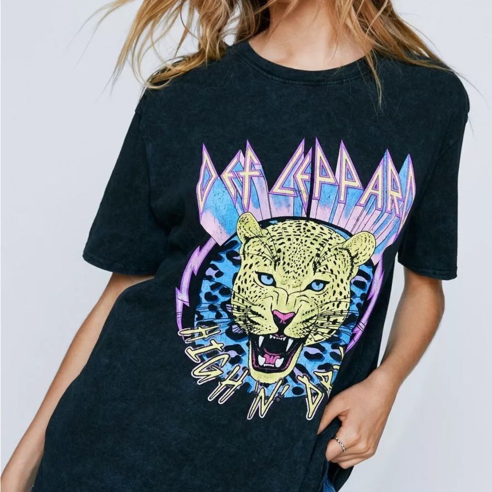 🆕 Def Leppard Graphic Vintage Print Charcoal T-Shirt